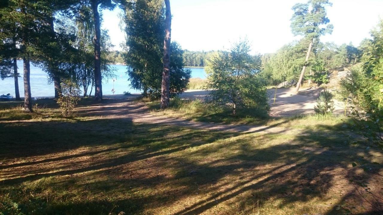 Vita Grindarna / Djuroe Havsbad Villa Djurhamn Kültér fotó