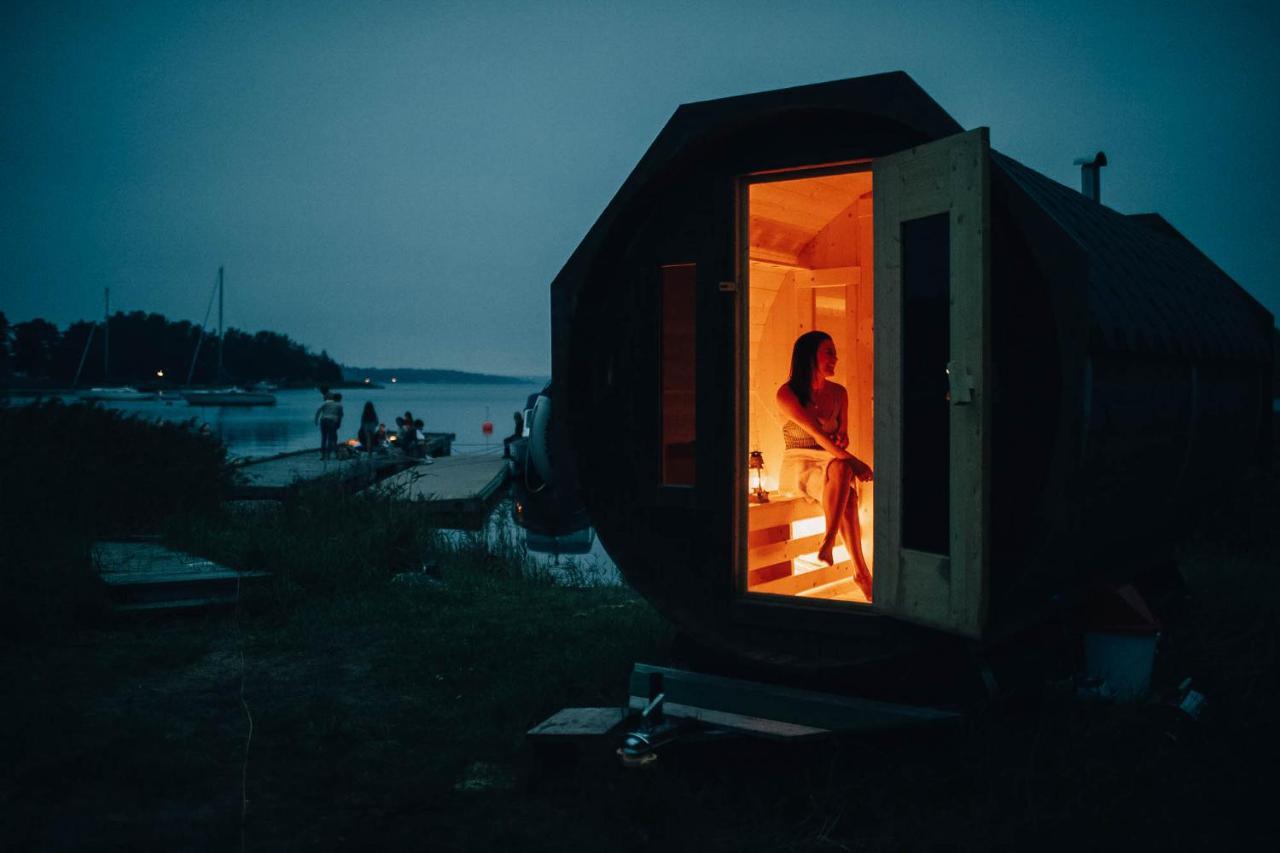 Vita Grindarna / Djuroe Havsbad Villa Djurhamn Kültér fotó