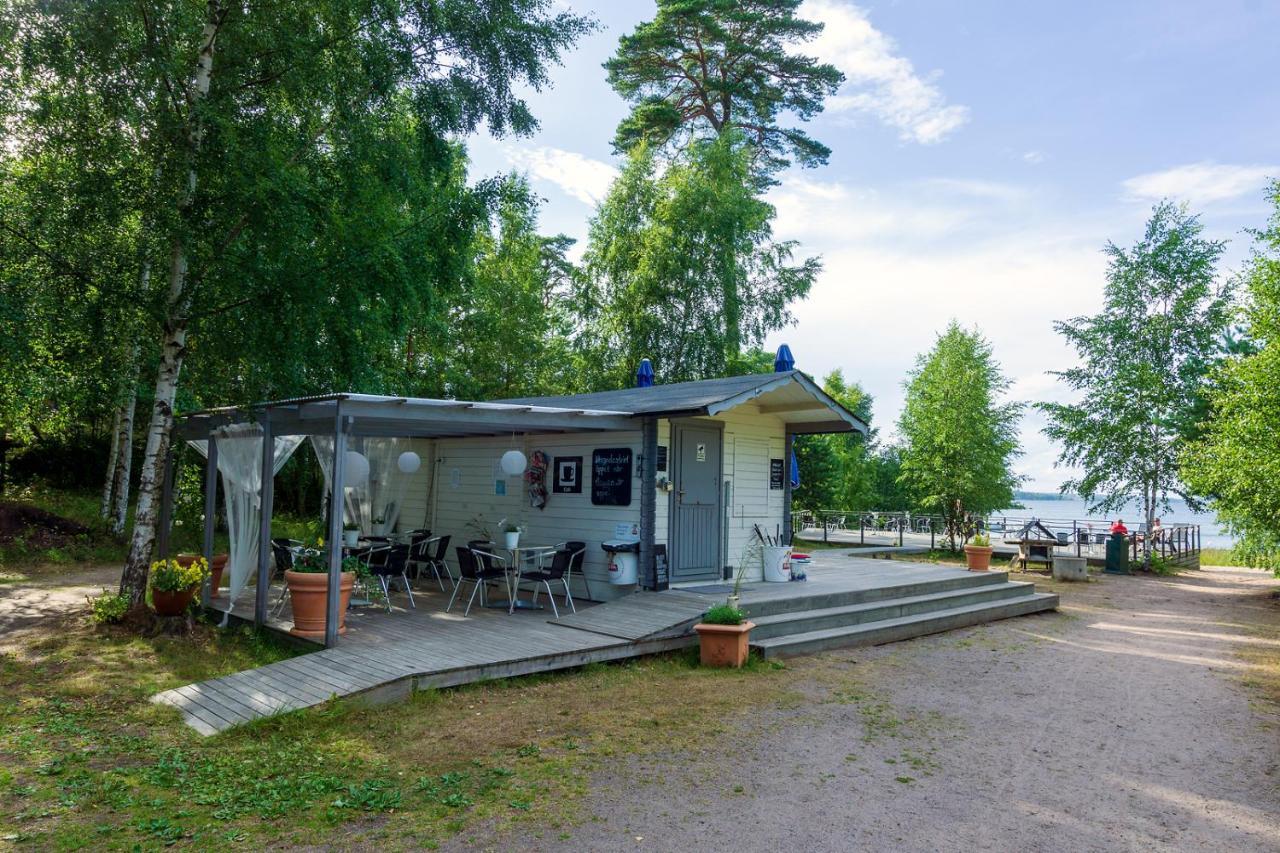 Vita Grindarna / Djuroe Havsbad Villa Djurhamn Kültér fotó
