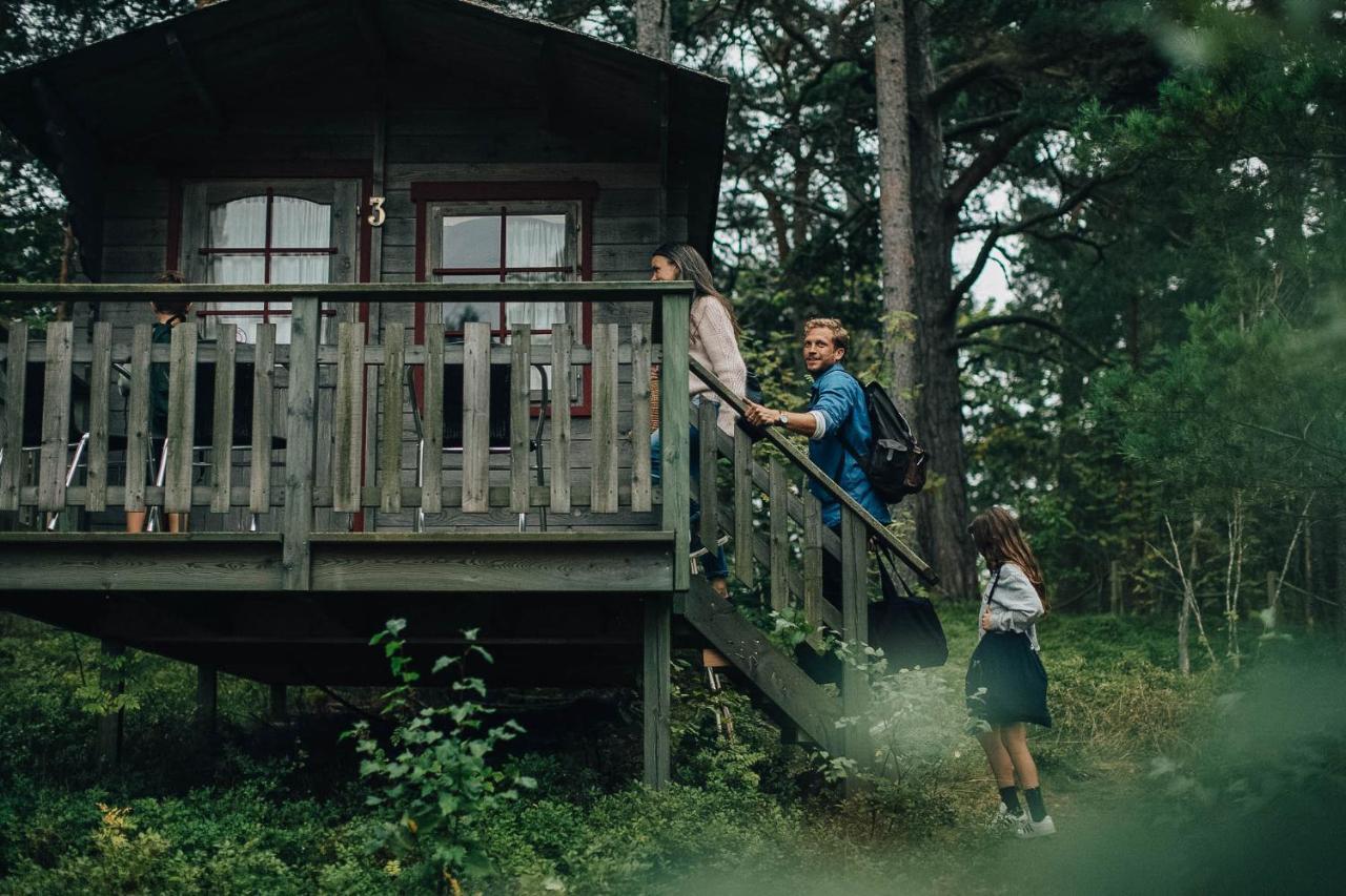 Vita Grindarna / Djuroe Havsbad Villa Djurhamn Kültér fotó